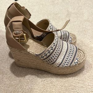 Used Marc fisher wedges